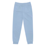 Jogging de sport pour femme en PET recyclé et modal, de couleur bleu clair, avec un élastique resserrant à la taille et aux chevilles. Ce jogging a une coupe décontractée. Photo du produit de derrière.