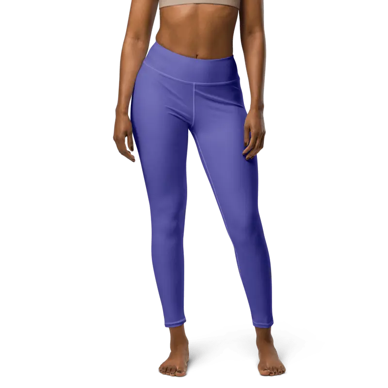 Legging de sport pour femme violet en nylon Éconyl, tissu léger sans couture, effet seconde peau pour un confort optimal. Photo porté de face.