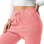 aperçu du haut du jogging porté par une femme