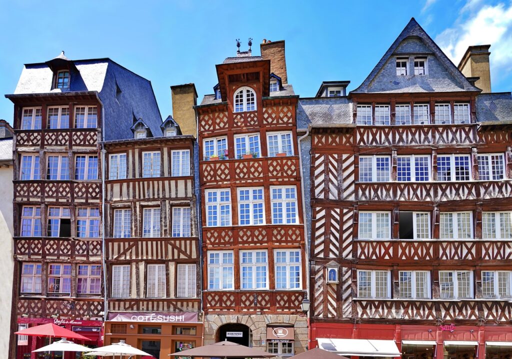 maisons colombage champ jacquet rennes spicy activewear rennes