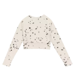 Crop top de sport Hot Focus à manches longues, blanc cassé à pois noirs, conçu pour allier confort et style lors des entraînements. photo arrière du produit.